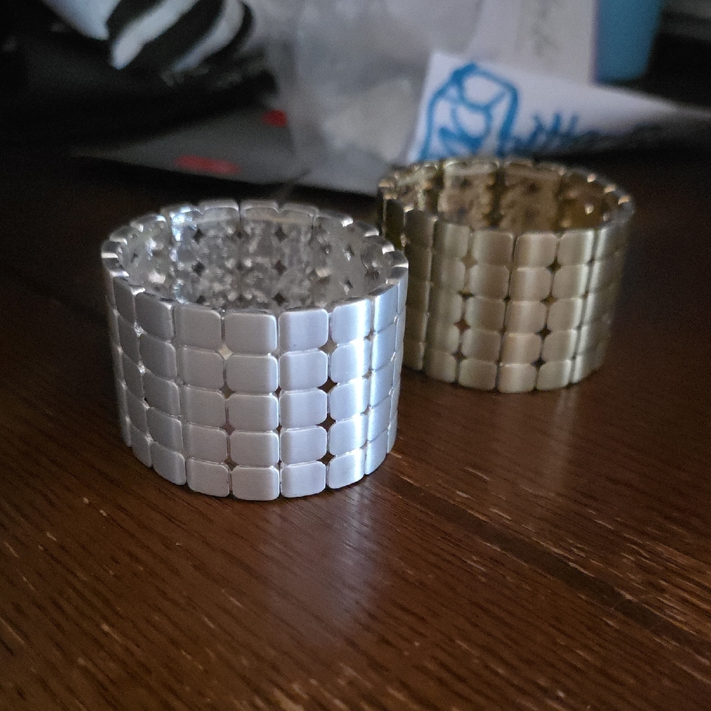 Elegant Silver and Gold Wearable Rings